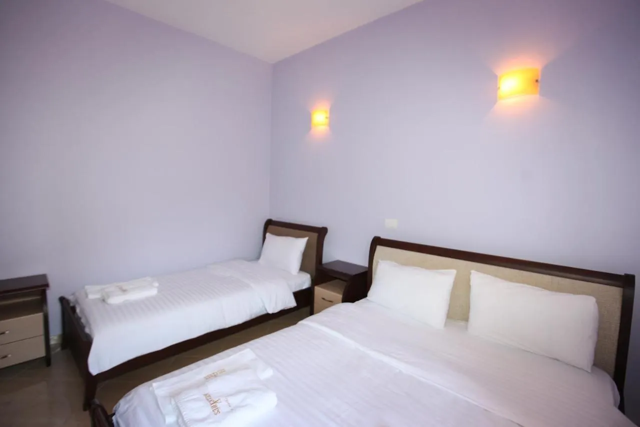 Hotel Gryka E Kelcyres