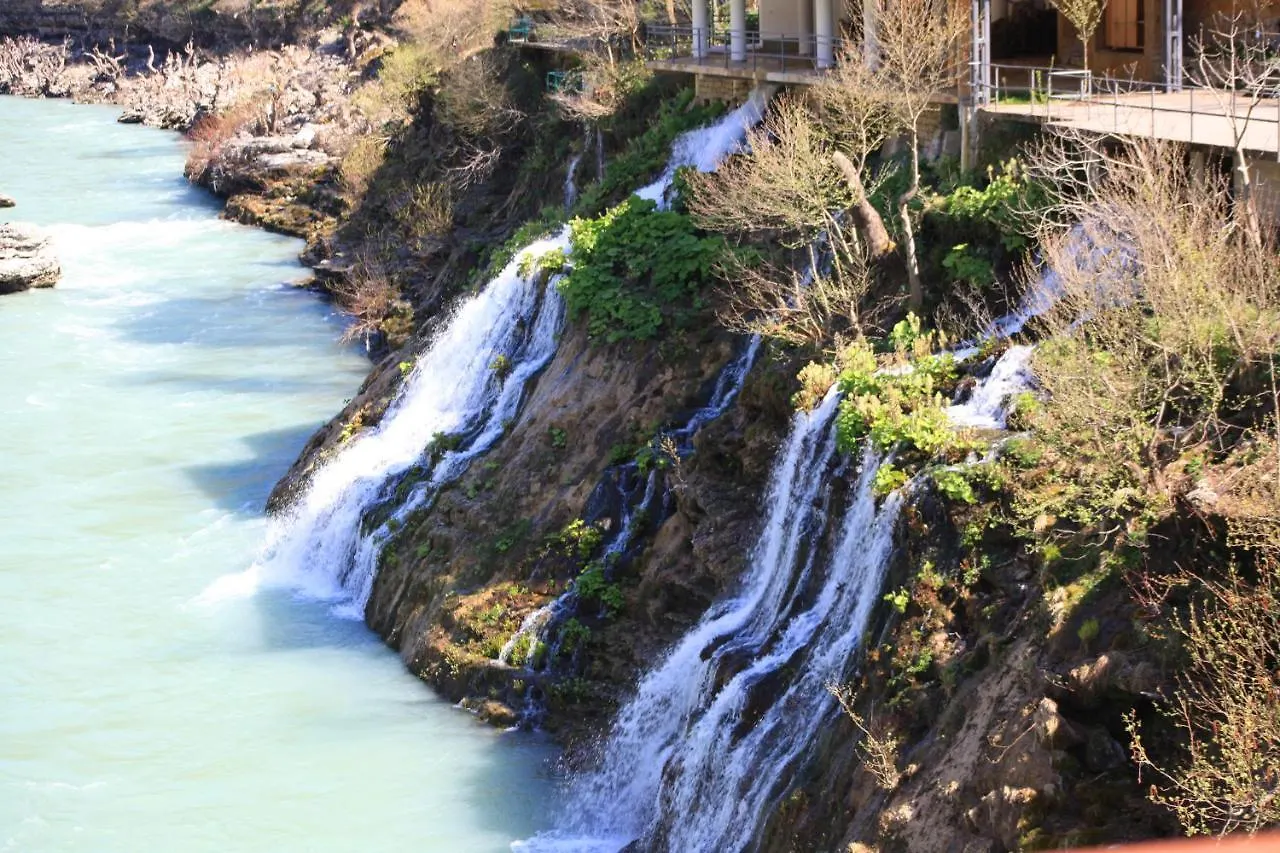 Hotel Gryka E Kelcyres