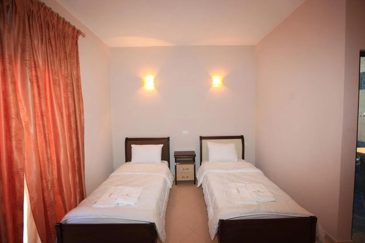 Hotel Gryka E Kelcyres 3*, Kelcyre