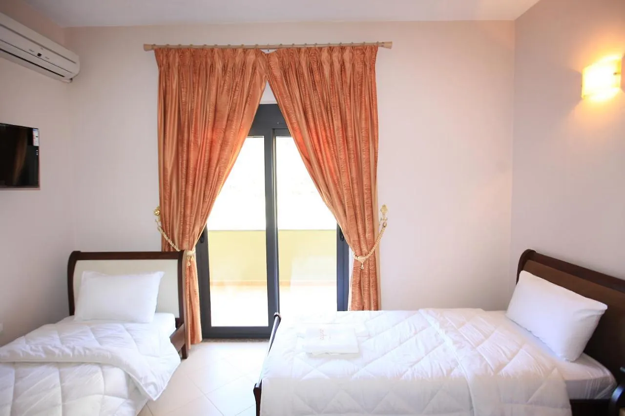 Hotel Gryka E Kelcyres 3*, Kelcyre Αλβανία